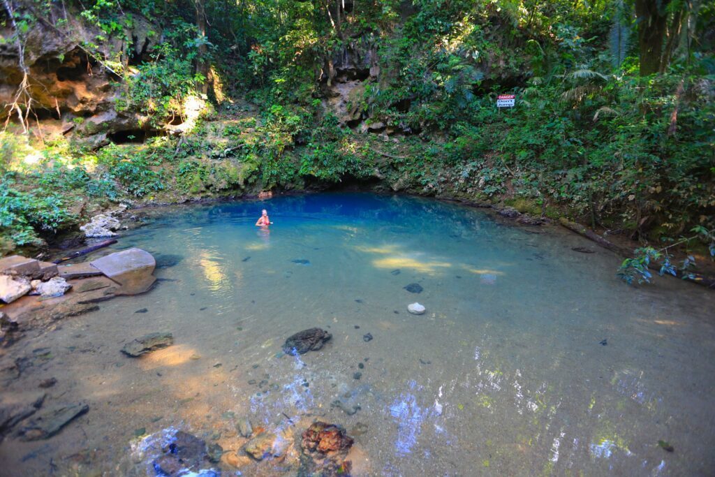 st hermans blue hole national park